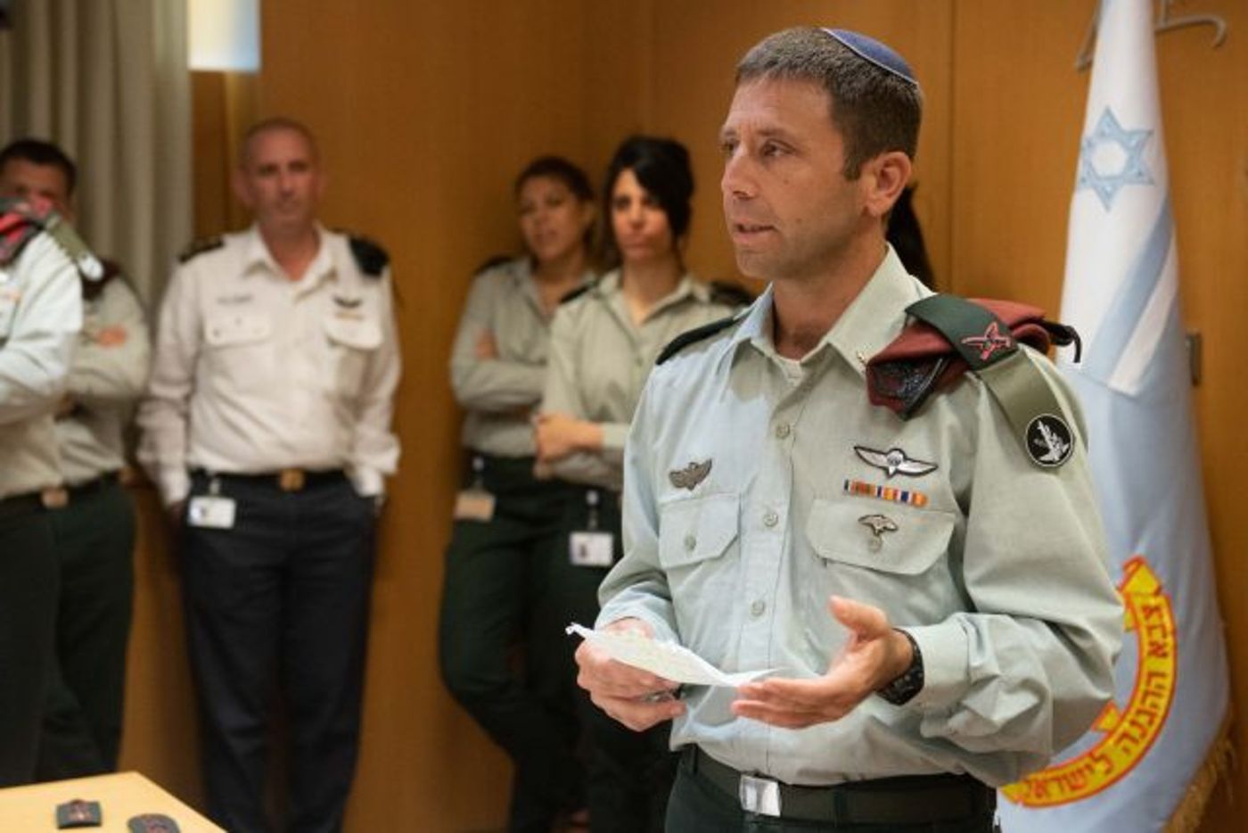 הקצין הסרוג אבי בלוט הועלה לדרגת תת- אלוף