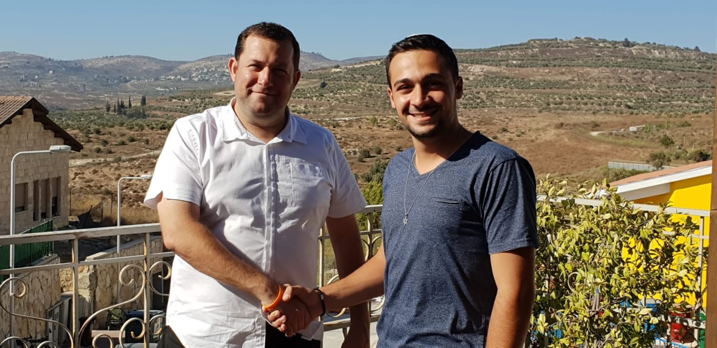 מול 9000 איש: התשובה של יוסי דגן לאביב גפן