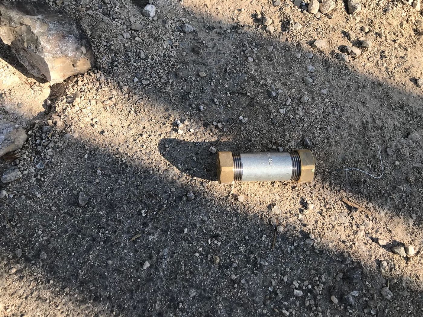 מטען צינור התפוצץ בפתח בסיס מג"ב באבו דיס; אין נפגעים