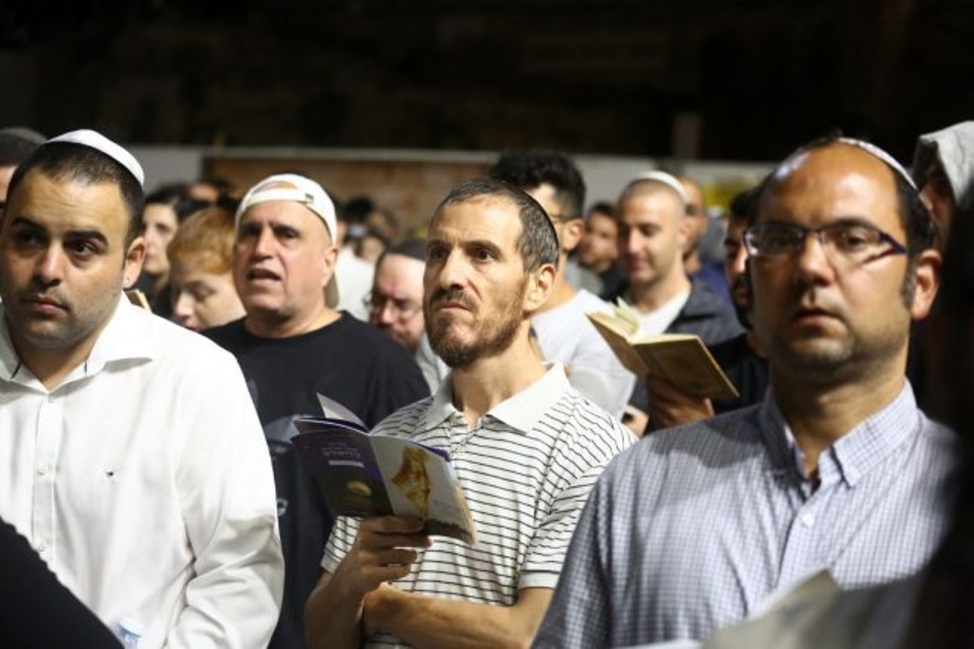 גלריית ענק: עשרות אלפים באירוע הסליחות בכותל