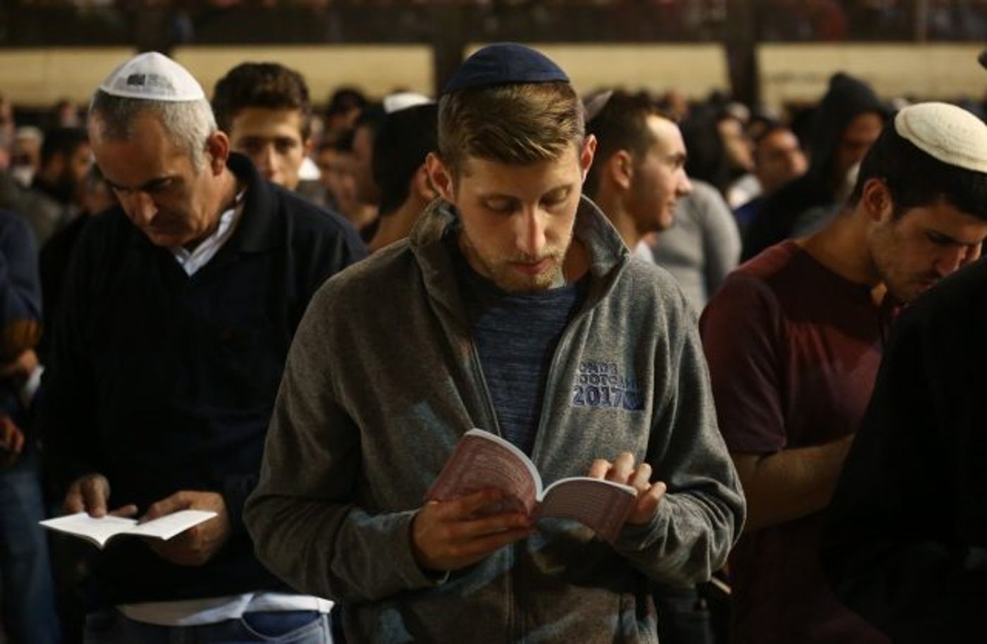 גלריית ענק: עשרות אלפים באירוע הסליחות בכותל