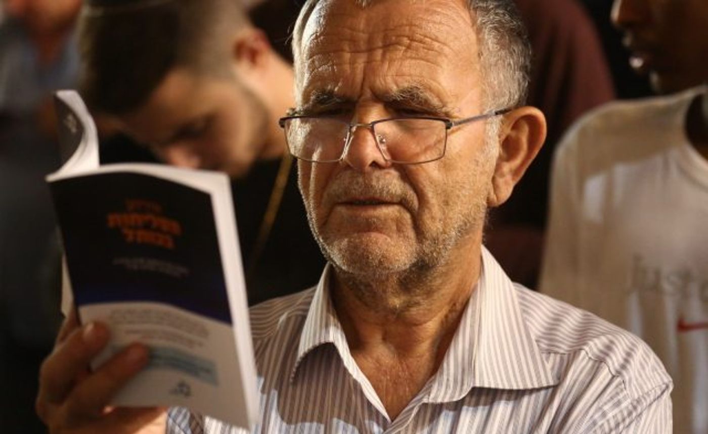 גלריית ענק: עשרות אלפים באירוע הסליחות בכותל