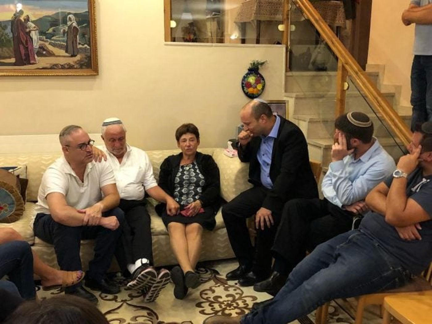 נתניהו ובנט בביקור ניחומים: "חיים בזכות גיבורים כארי"