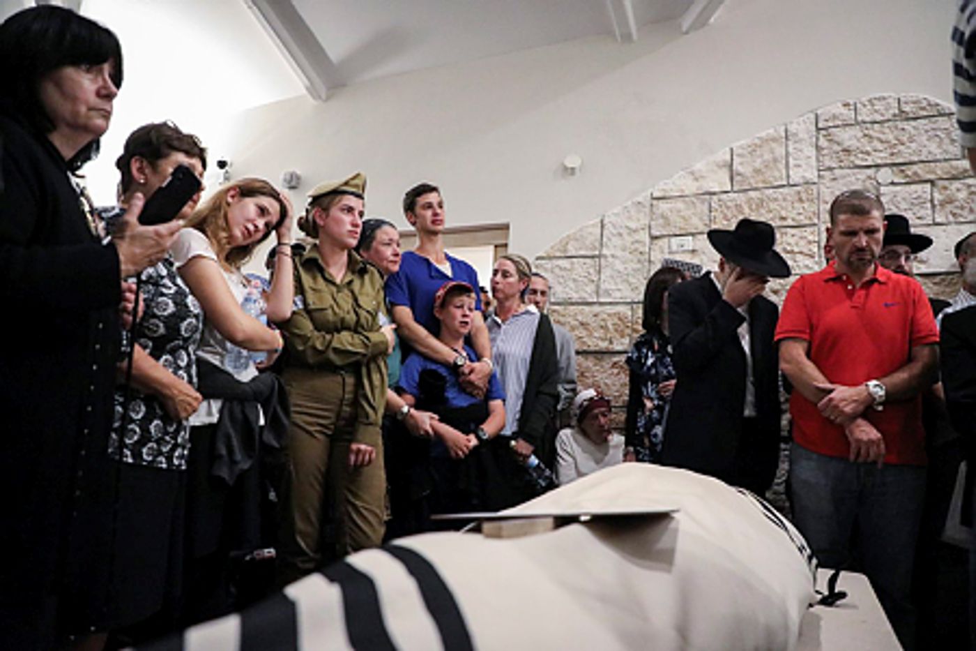 קורע לב • גלריה: הלוויתו של ארי פולד הי"ד