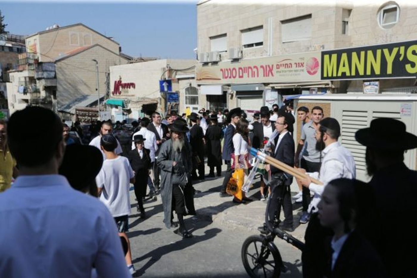תיעוד: 3 חיילים הותקפו וחולצו ממאה שערים