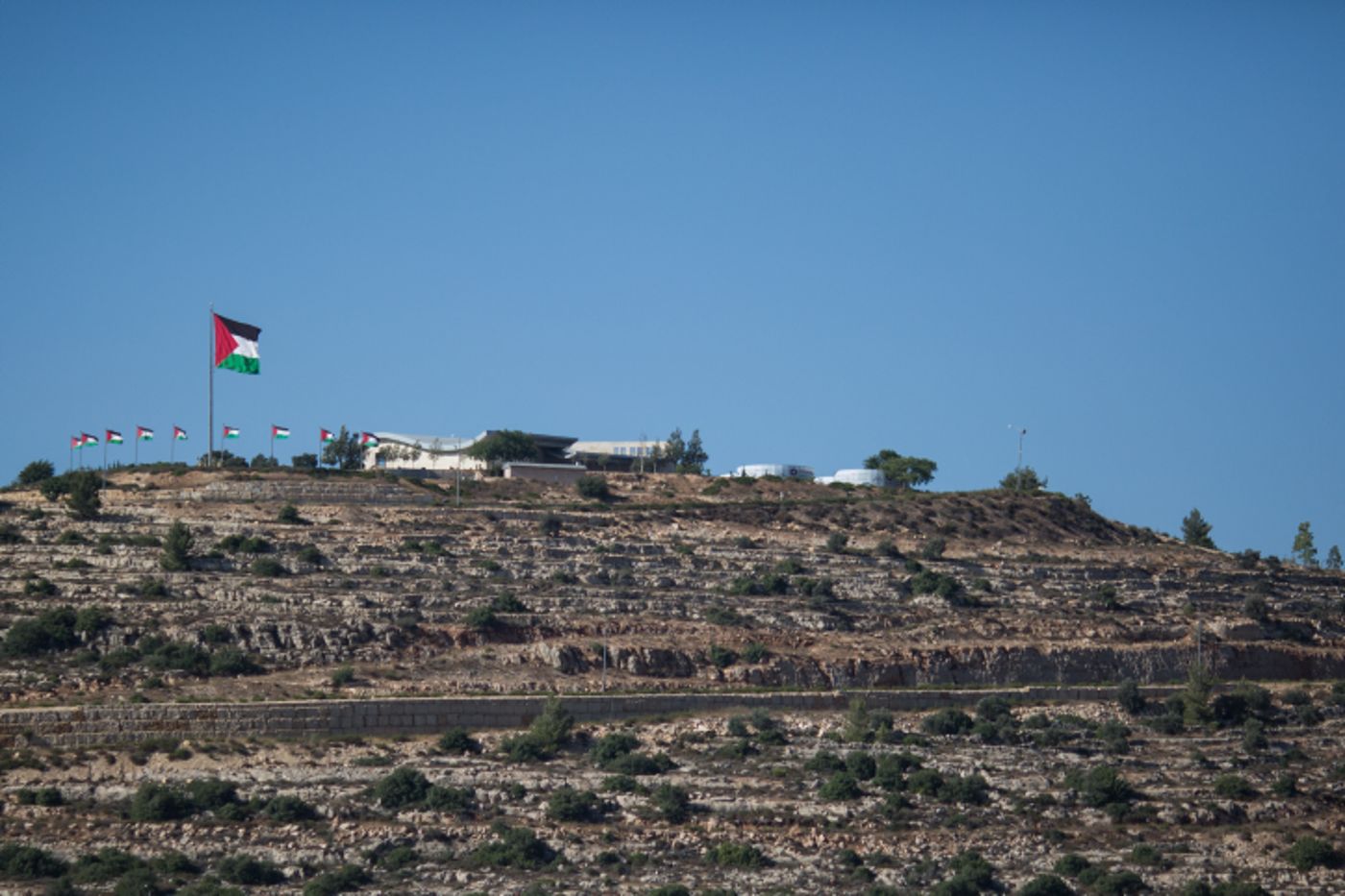 הפלסטינים דורשים מעסקים ישראלים 360 מיליון דולר