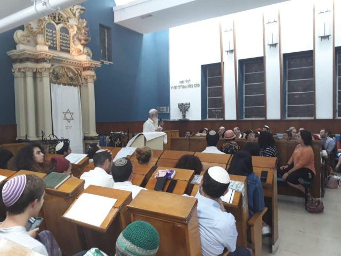 גלריה: ליל הושענא רבה במכללת 'הרצוג'. צפו