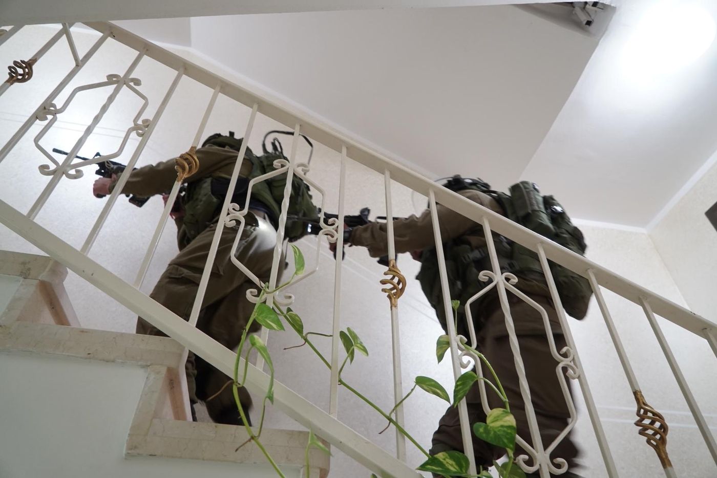צפו: המצוד אחר המחבל ברחבי יו"ש