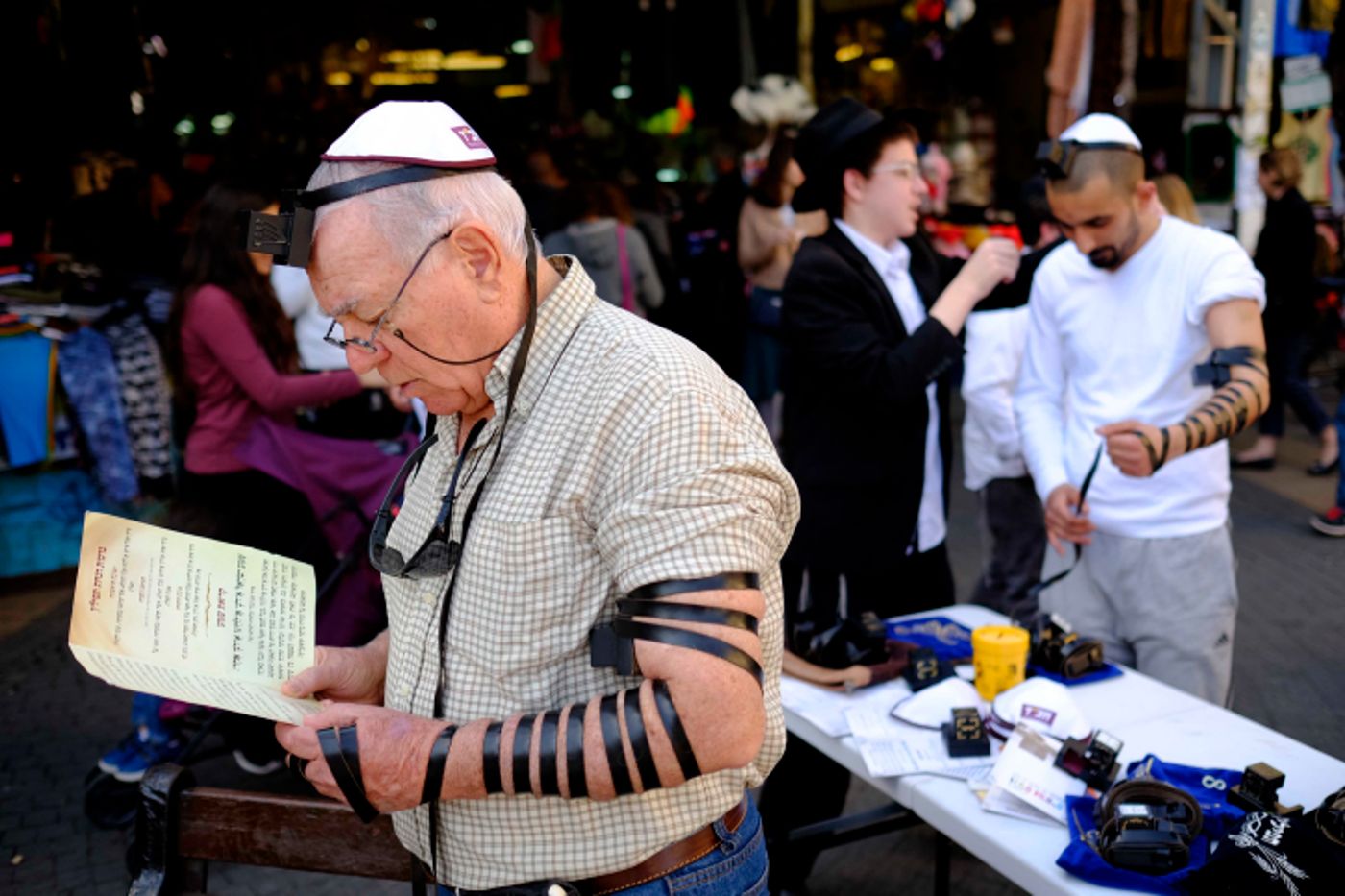 מחקר בארה"ב: רוצים לב בריא? תניחו תפילין
