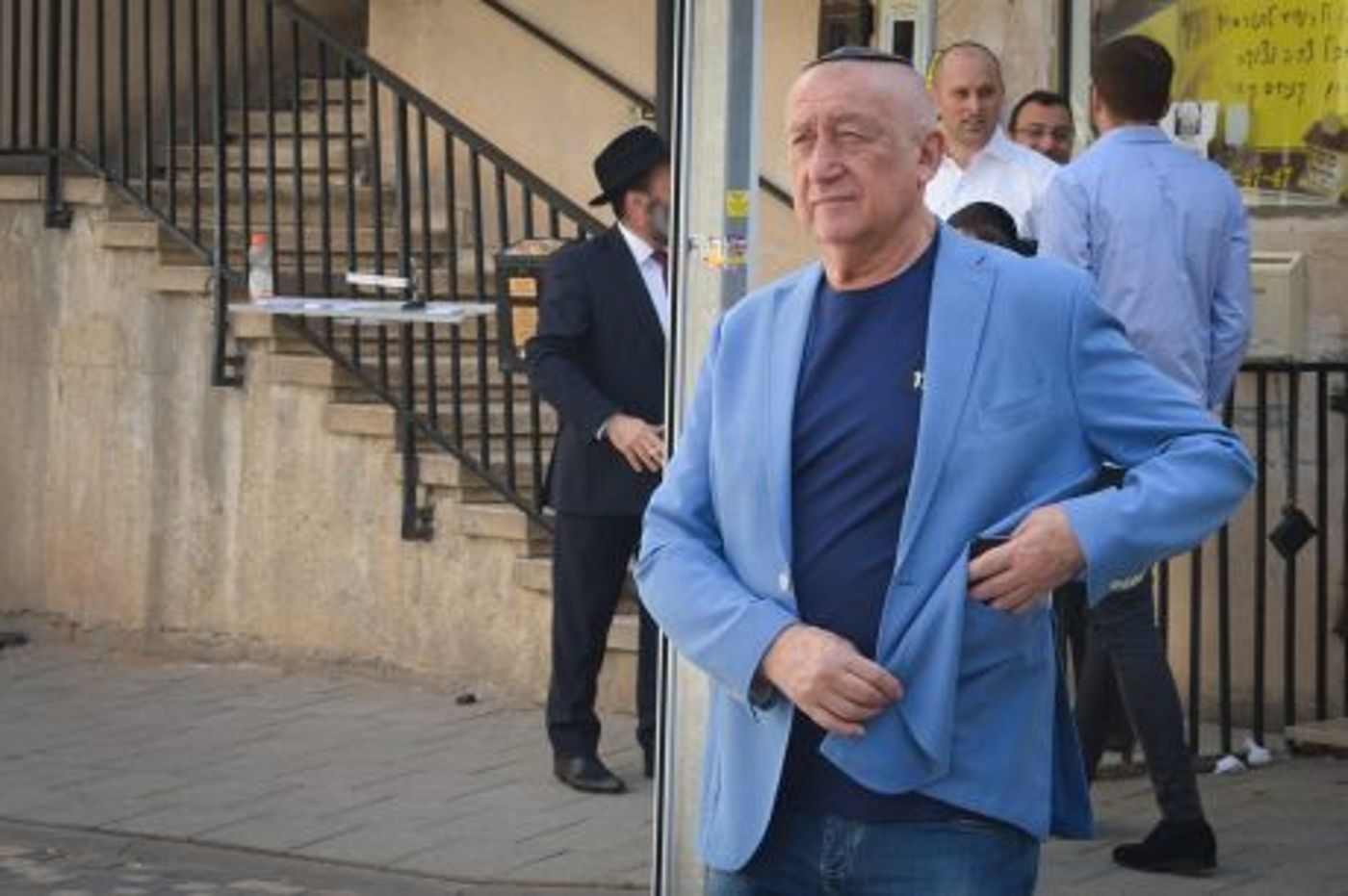 תיעוד: ליברמן ביומו האחרון בתפקיד, אצל הרב קנייבסקי