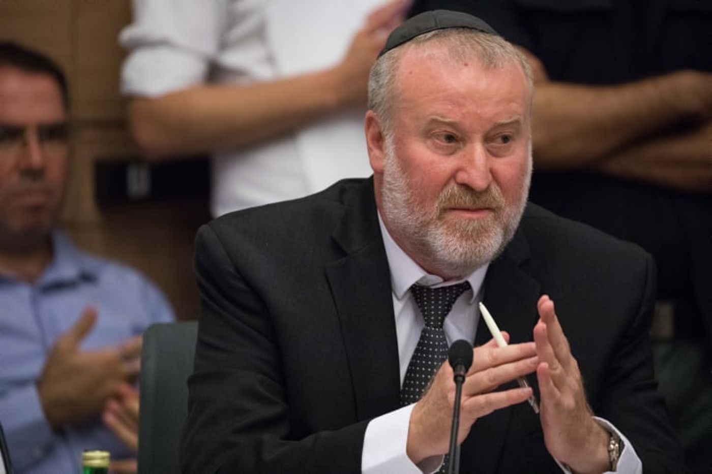 מנדבליט מגבה את הפצ"ר: "להצהרת בנט אין שחר"