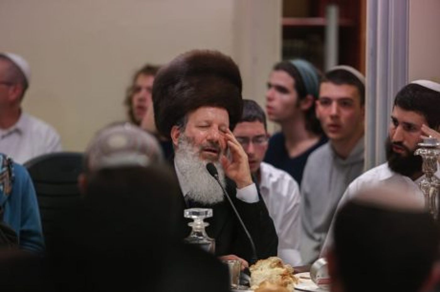מרהיב: תיעוד מהטיש של האדמ"ור הציוני