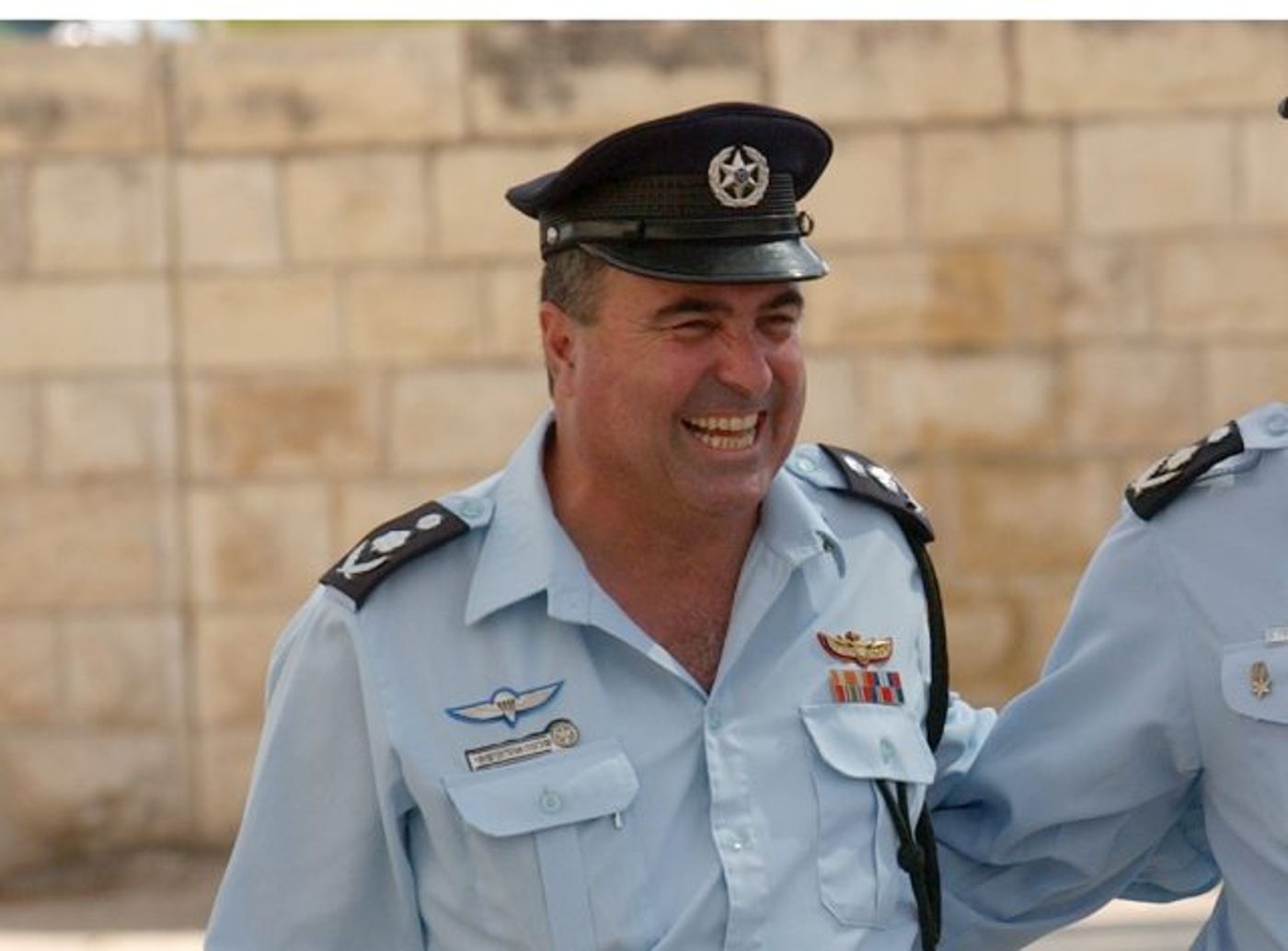 אהרונישקי מחבר הדו"ח. ארכיון