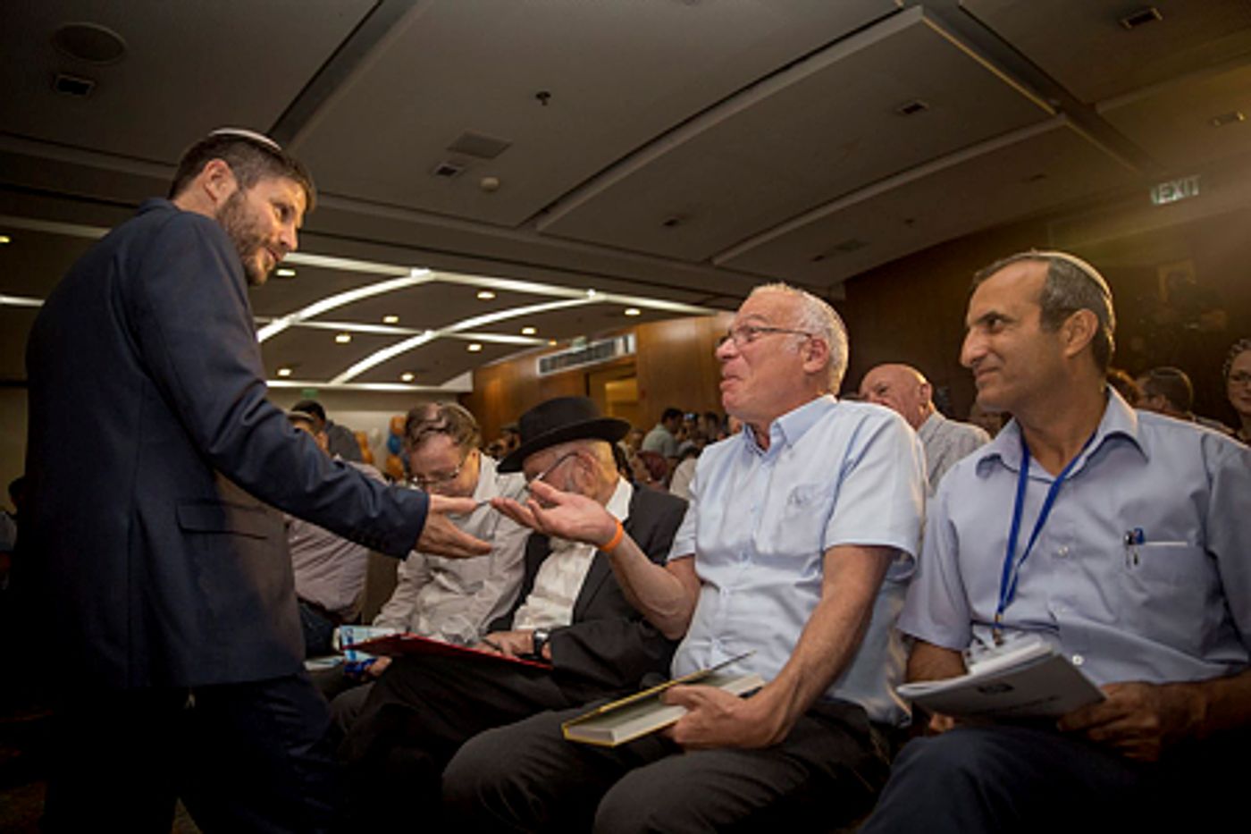 דרמה: ועדה מסדרת תקבע מי יהיה יו"ר האיחוד הלאומי
