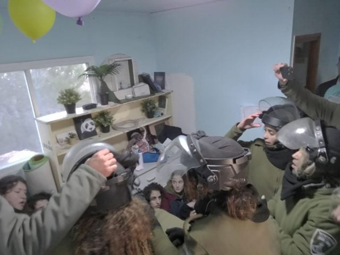 מפונה עמונה לסרוגים: "לא ציפינו לפינוי כזה אלים"