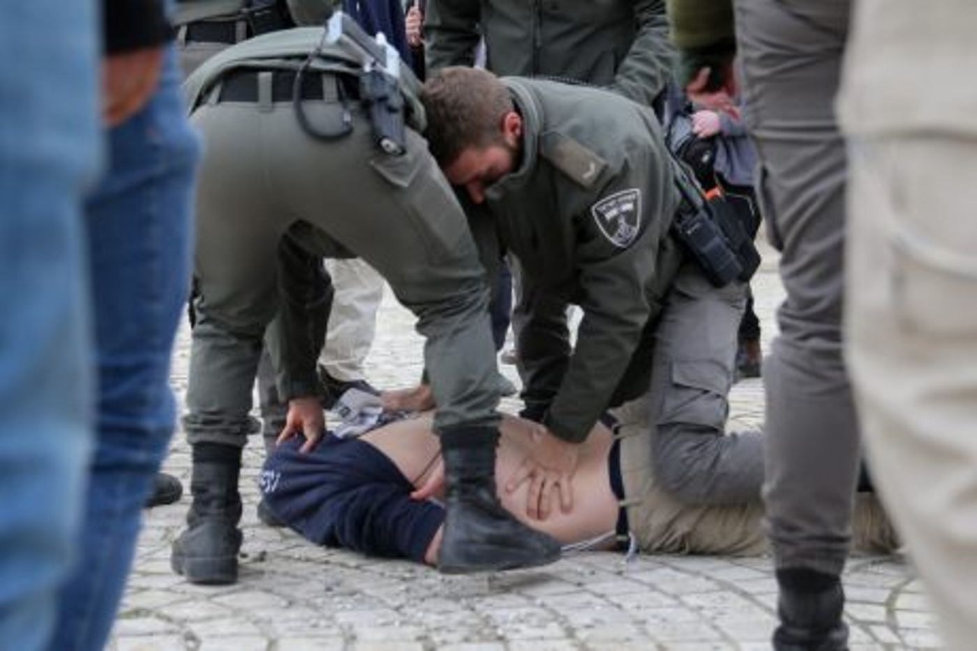 מעצר הנערים: חסימות כבישים בכניסה לירושלים