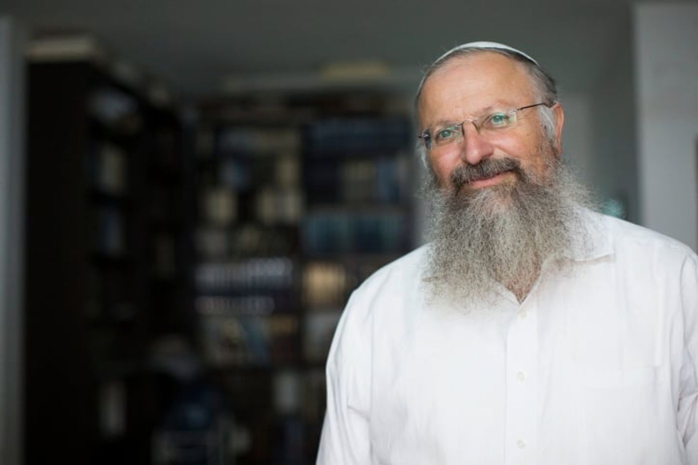 אסור לנו ליפול בטעות של חזקיה הנביא