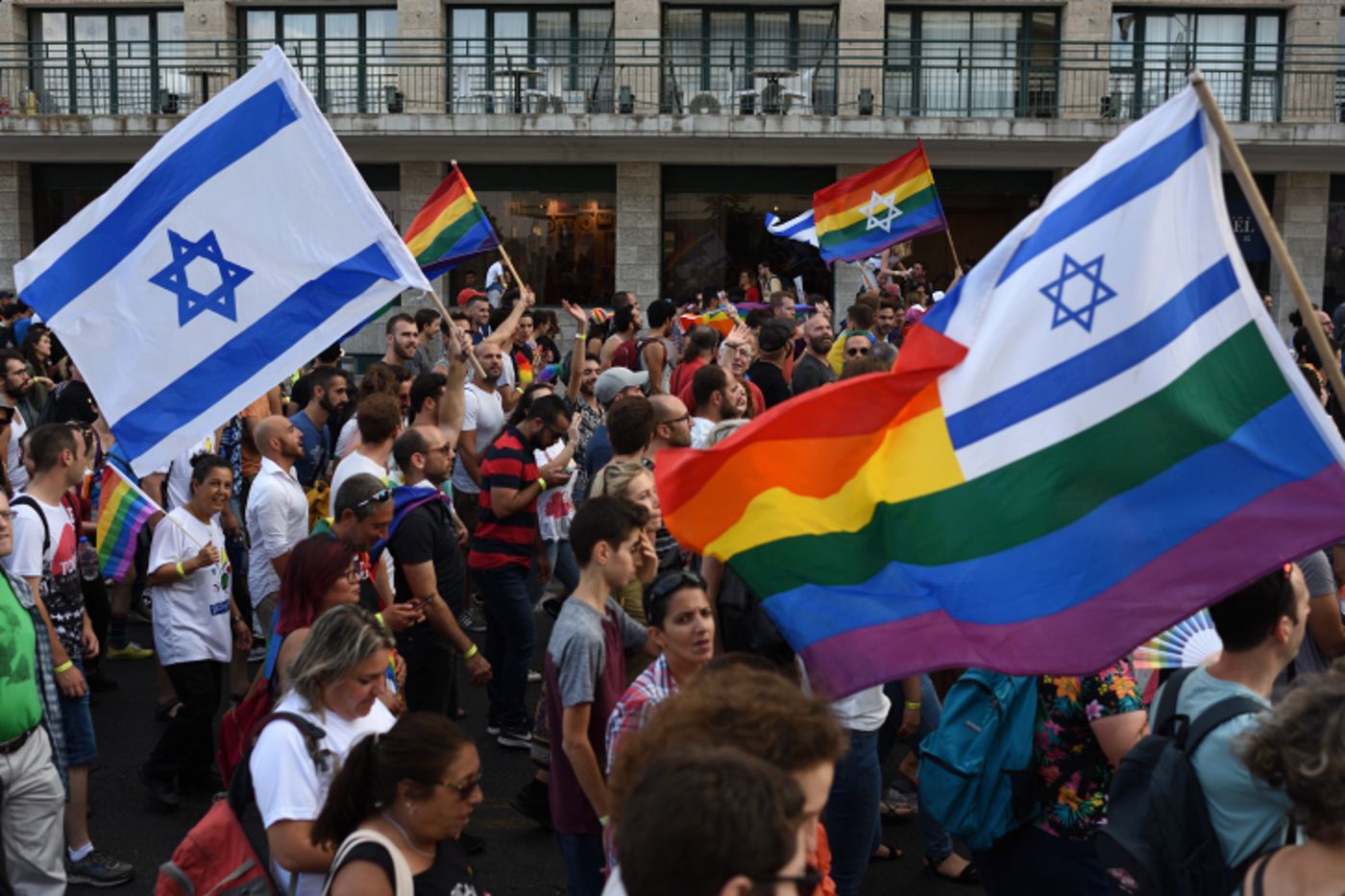 למה הלהט"בים הולכים ונהיים קיצוניים?