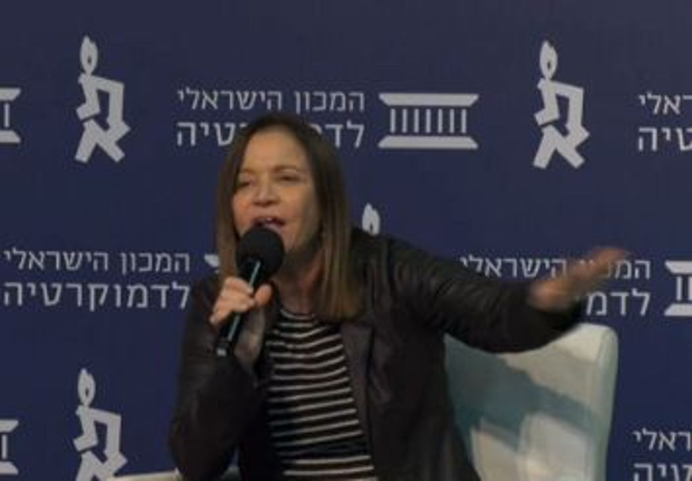 יחימוביץ' תקפה את עוצמה ולא ידעה מי יושב בקהל.צפו