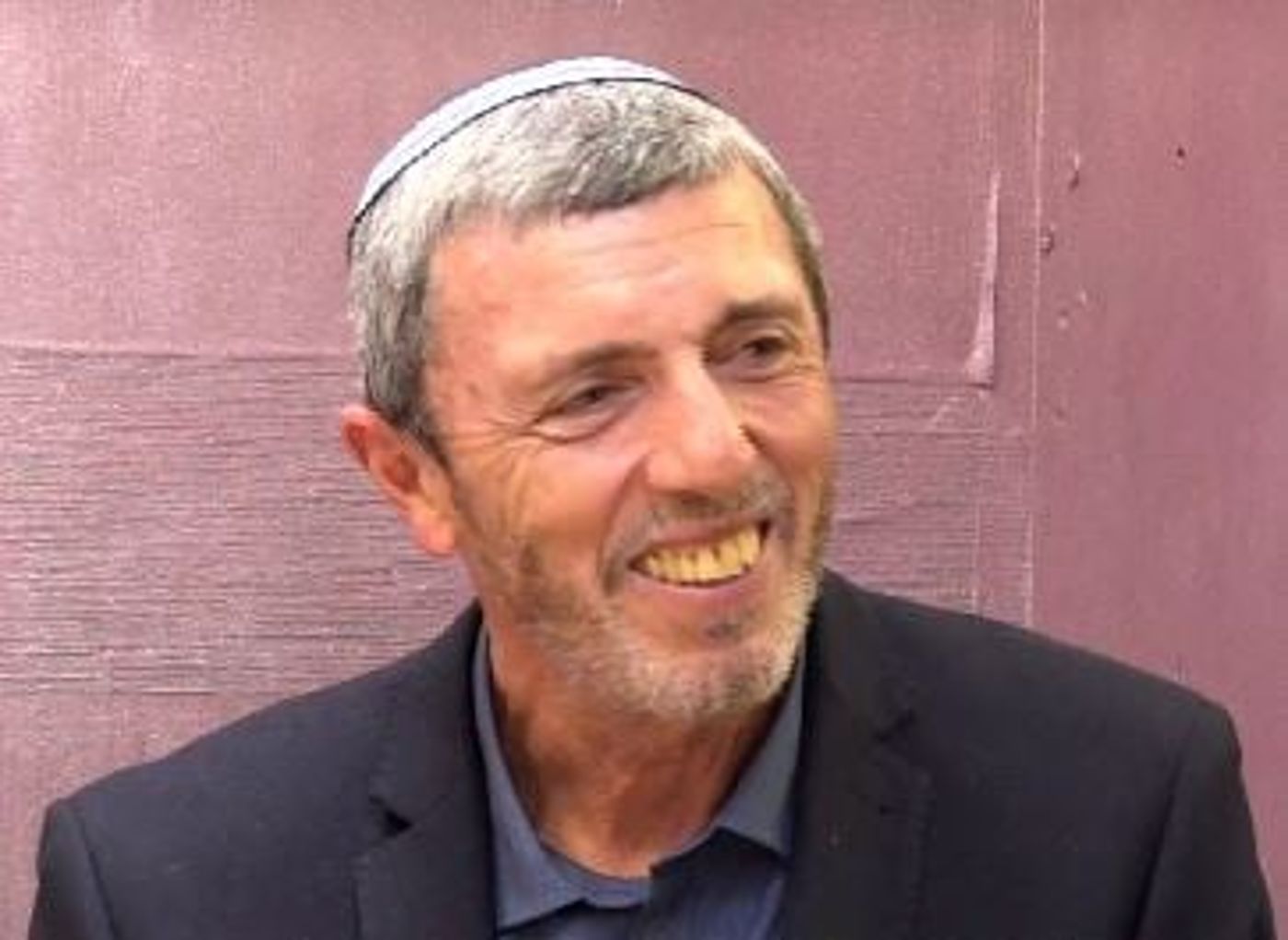 הרב רפי פרץ נגד כחול-לבן: "יפנו 150 אלף יהודים"