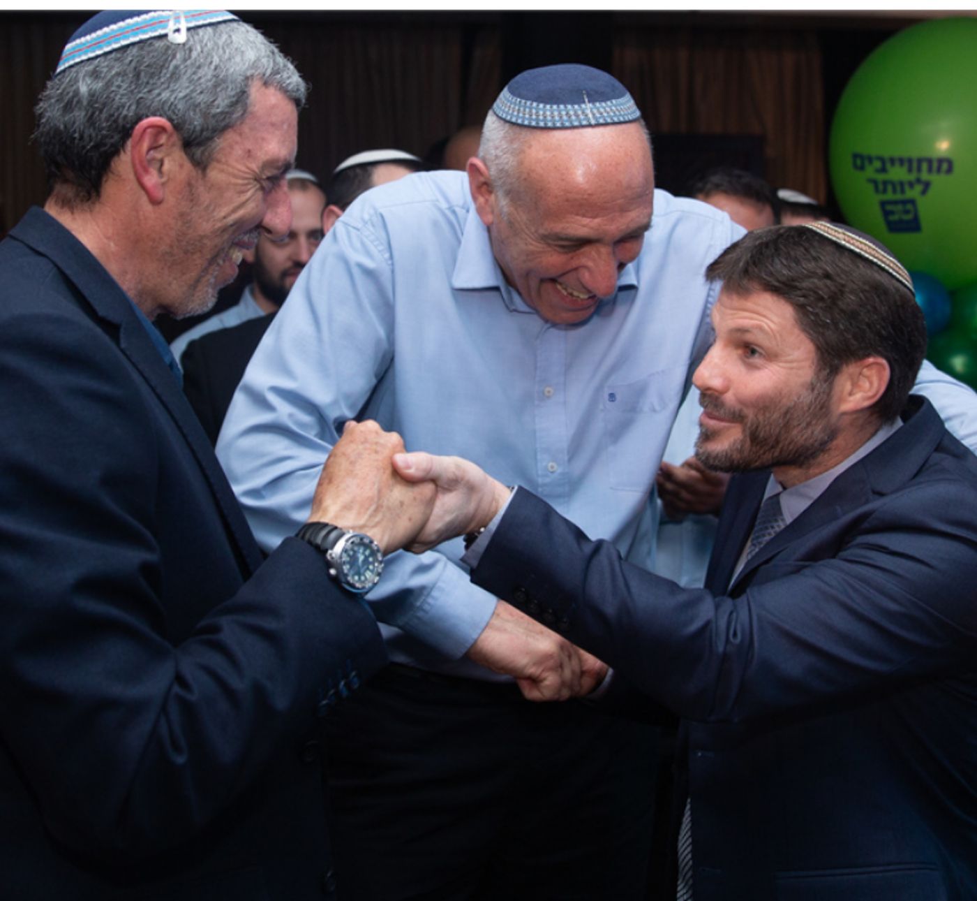 עתירה: לאסור על הרב רפי וסמוטריץ' להגיע לישיבות