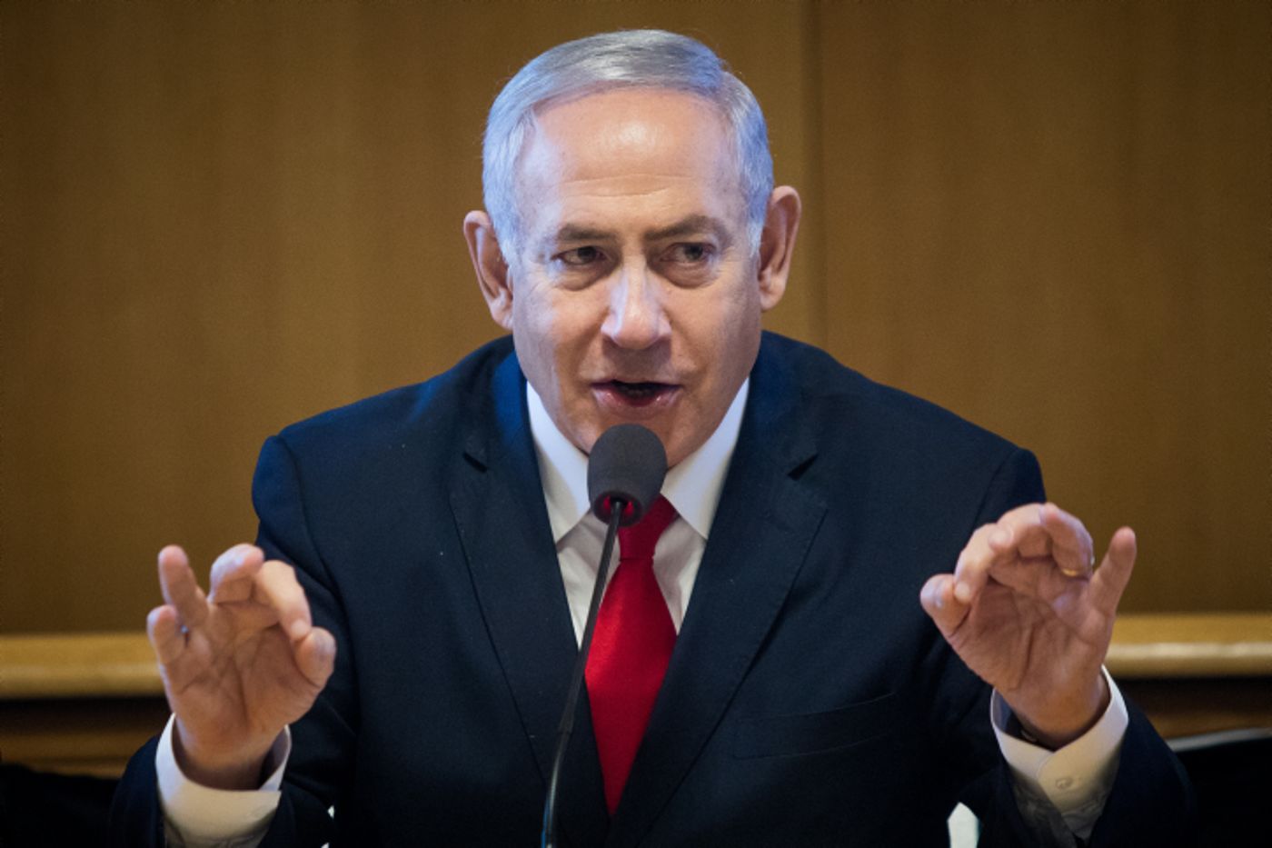 סקר מנדטים • לראשונה: שוויון בין גנץ לנתניהו