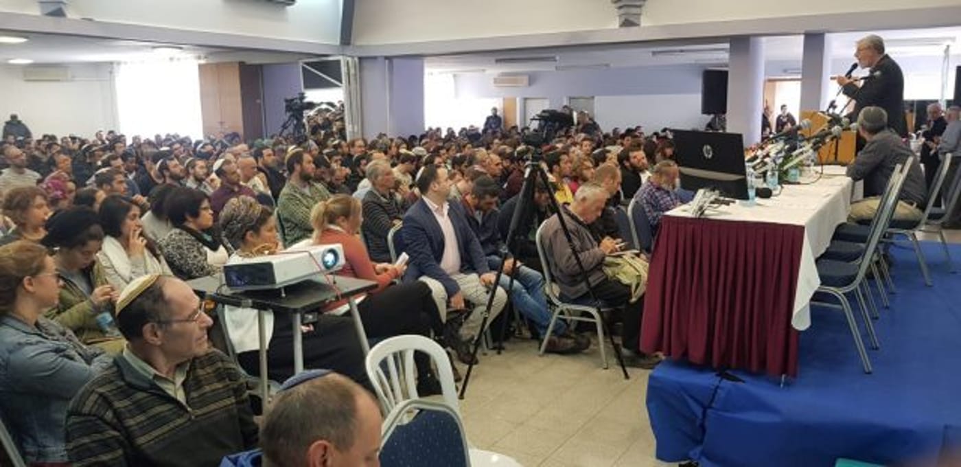 "נתקן את תחלואי הרבנות הראשית, לא נחליף בצהר"