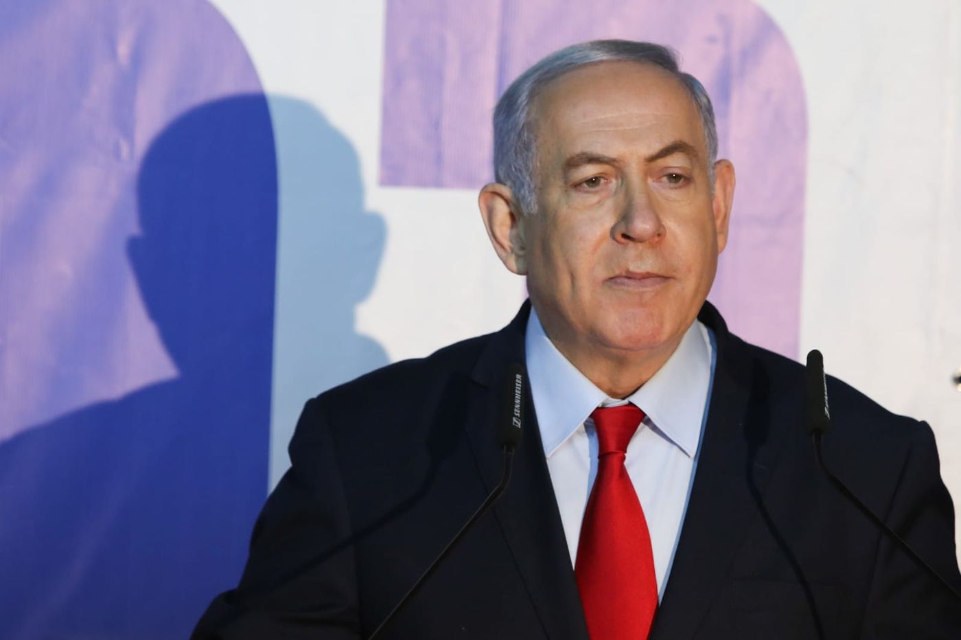 נתניהו לגנץ: "מה אתה מסתיר מאיתנו?"