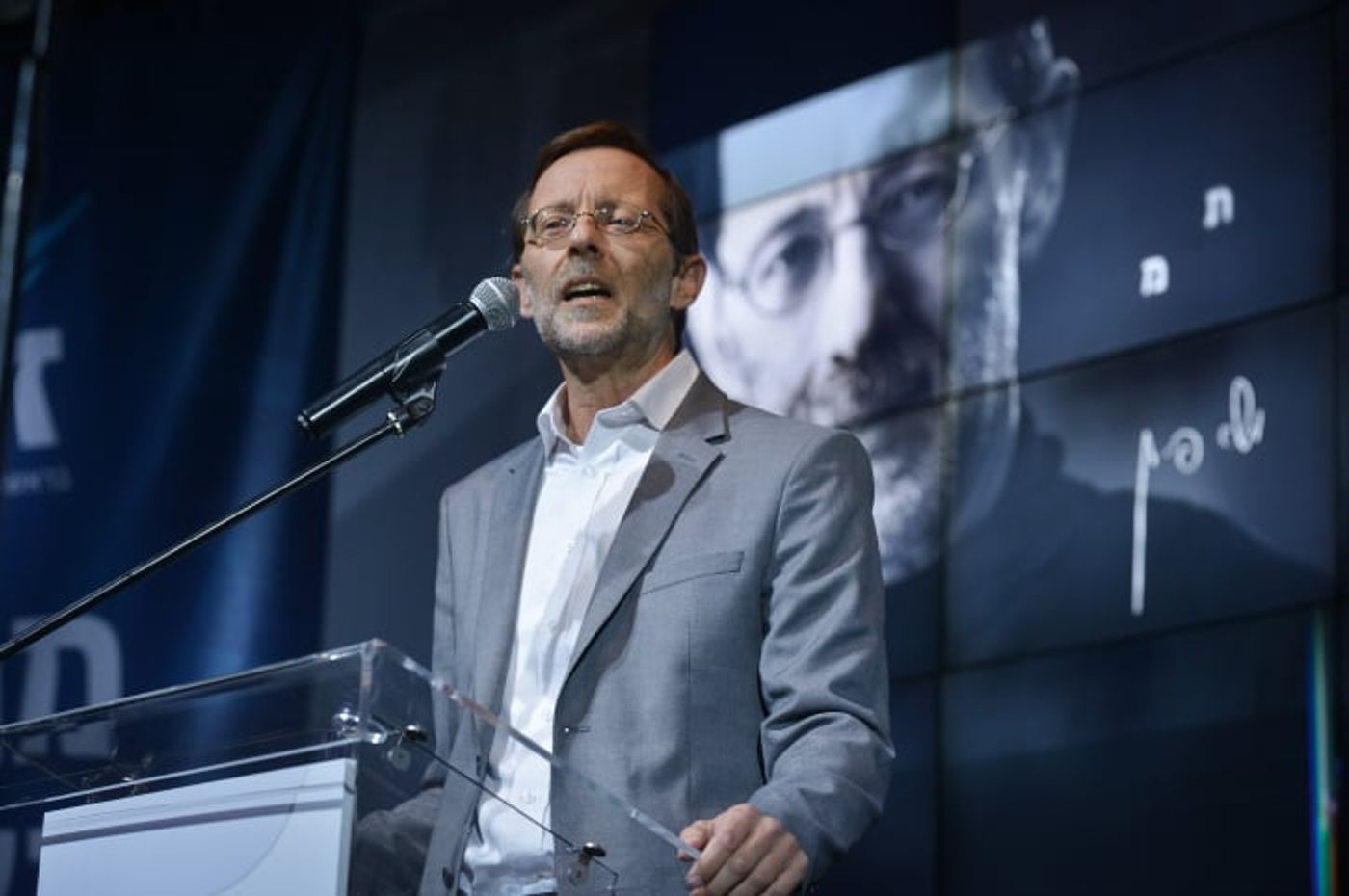 סקר: כמה סרוגים מתכוונים להצביע לפייגלין ולבנט?