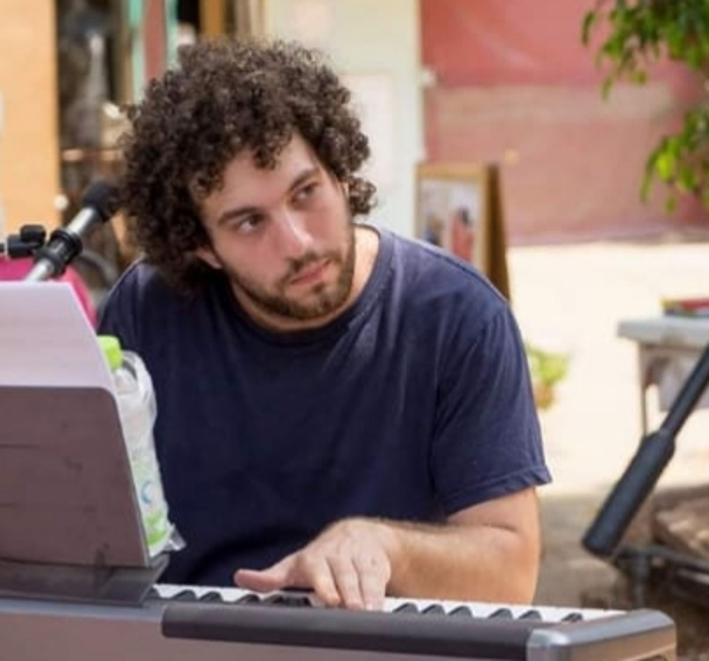 מורה לפסנתר מהשרון חשוד בפגיעה בתלמידים