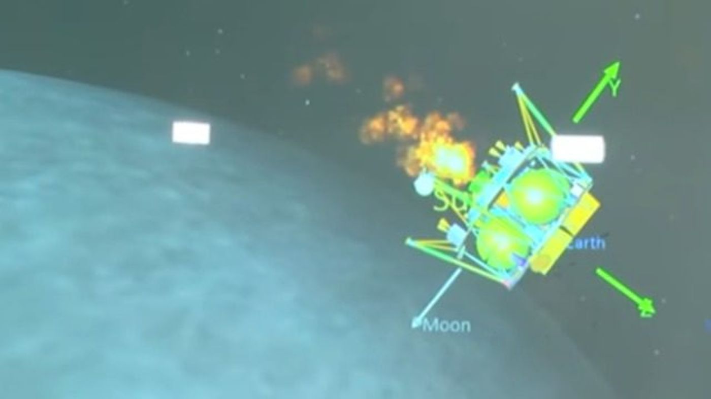 הדמיית תמרון החללית ליד הירח (הדמיה: spaceIL והתעשייה האווירית)