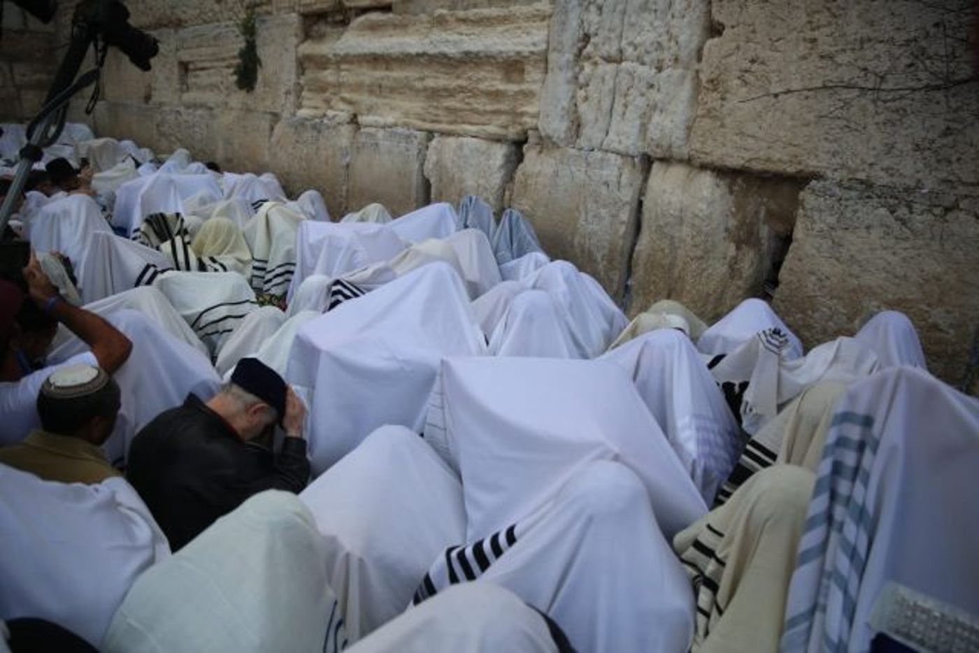 מרהיב: 100 אלף איש בברכת כוהנים בכותל. גלריה