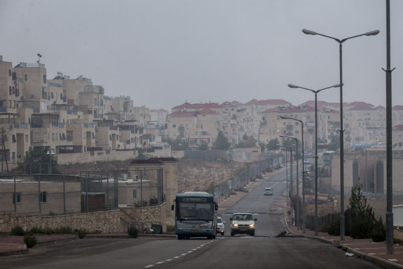 האסון בביתר עילית: הפעוט רץ ונדרס למוות לעיני אמו