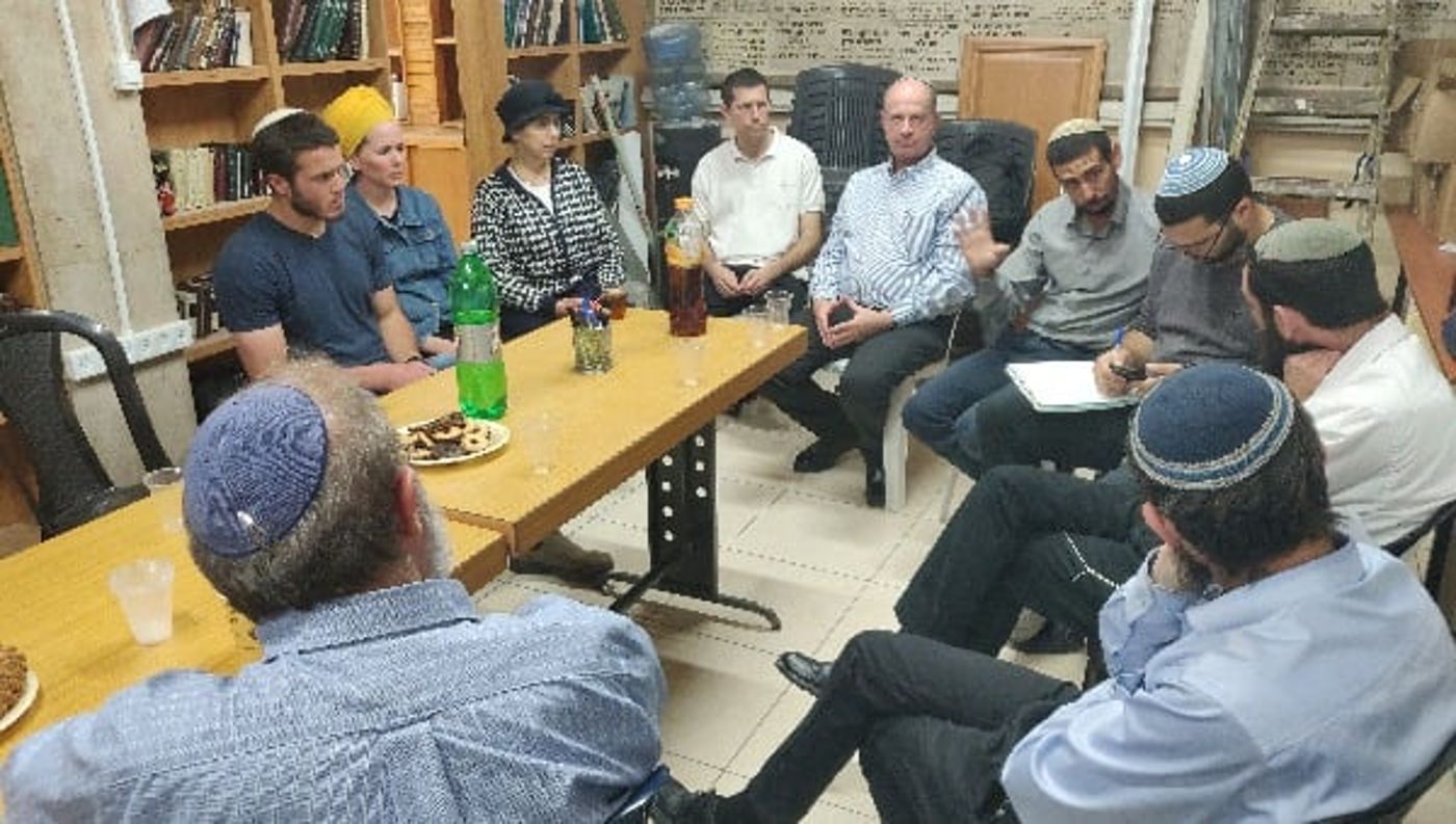 במהלך החג: הושחתה ישיבתו של הרב אטינגר הי"ד