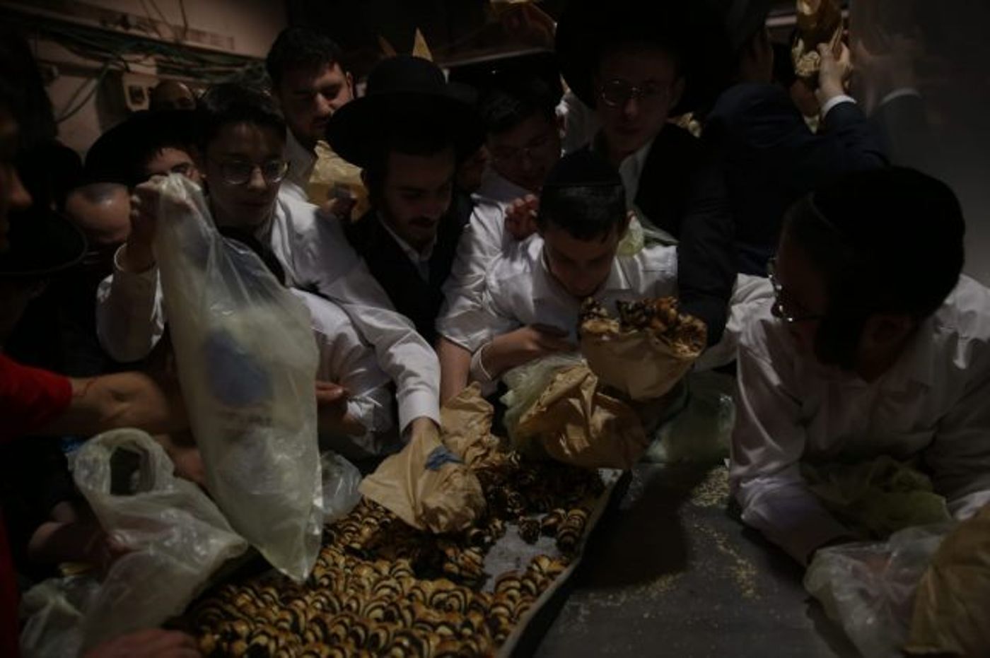 שבוע בלי לחם: עם ישראל נוהר לחמץ. גלריה