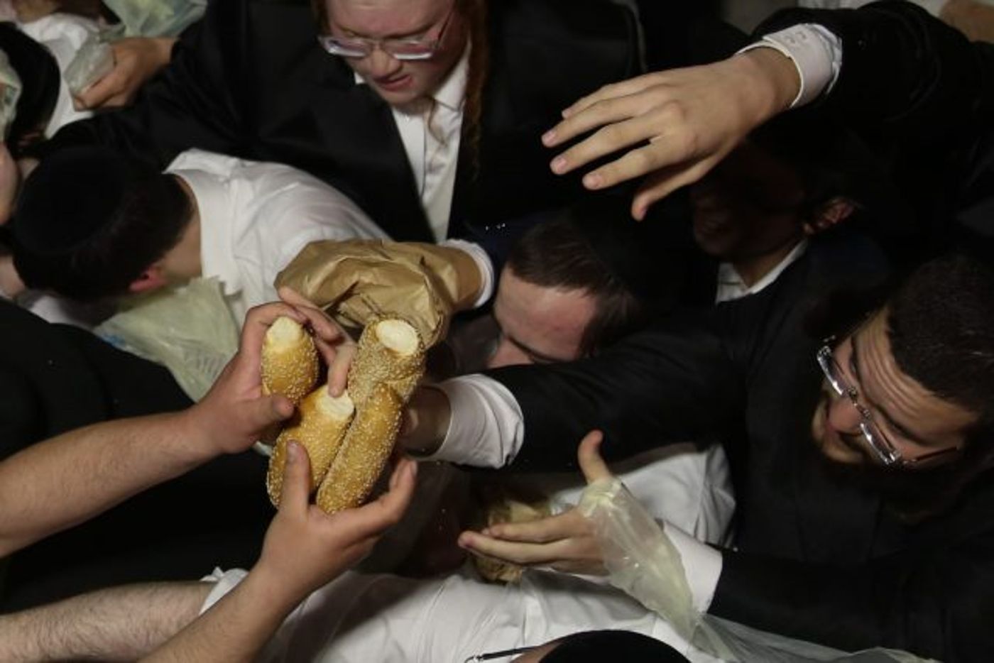שבוע בלי לחם: עם ישראל נוהר לחמץ. גלריה