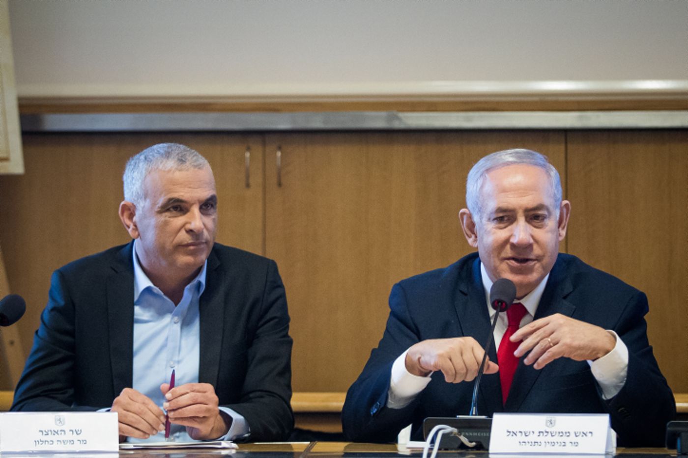לא מו"מ קואליציוני: פגישת החירום של נתניהו וכחלון