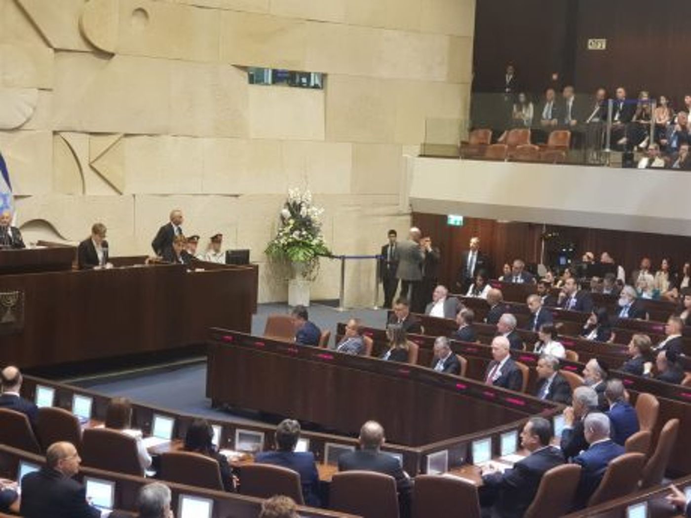 גלריה: חברי הכנסת ה-21 יוצאים לדרך