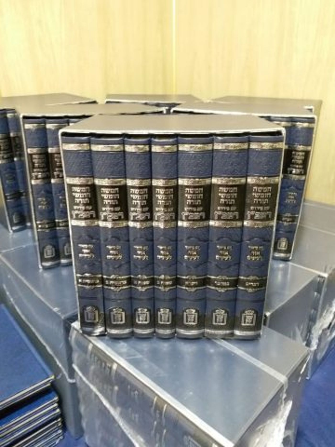 שיא ביריד הספרים: מעל 17,000 מבקרים