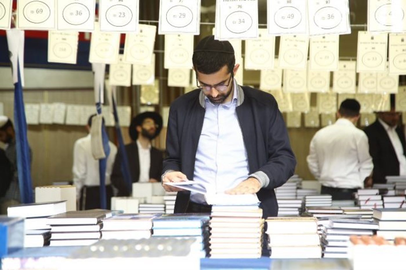 שיא ביריד הספרים: מעל 17,000 מבקרים