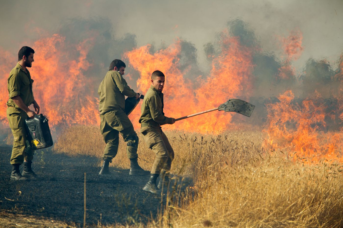 המתיחות בדרום: 3 שריפות בעוטף עזה