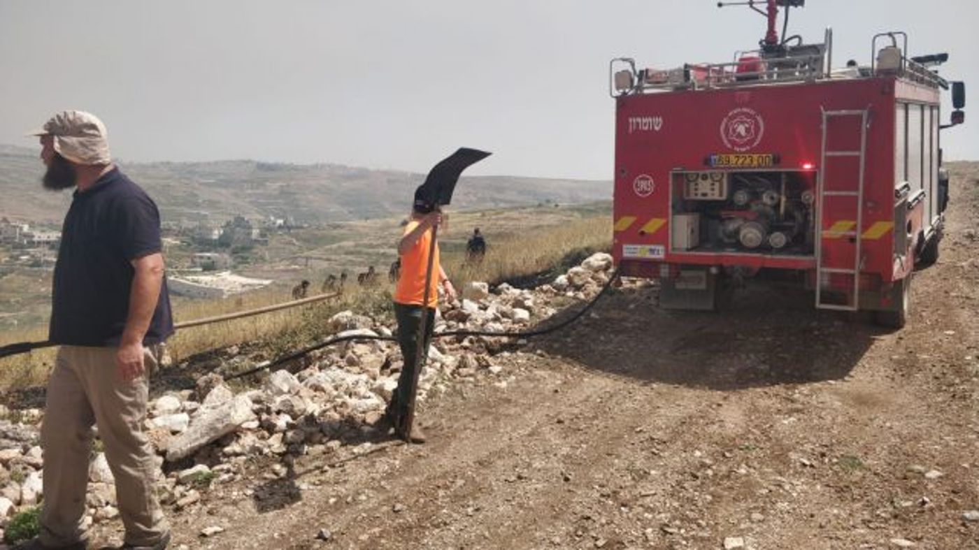 צפו: מחבלים הציתו את שדות היישוב יצהר