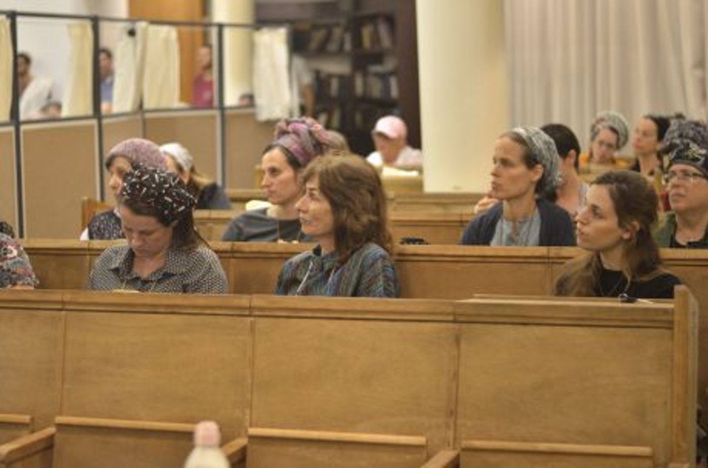 "בקרוב יהיו בקרבנו בני אדם שיוולדו מפלסטיקה"