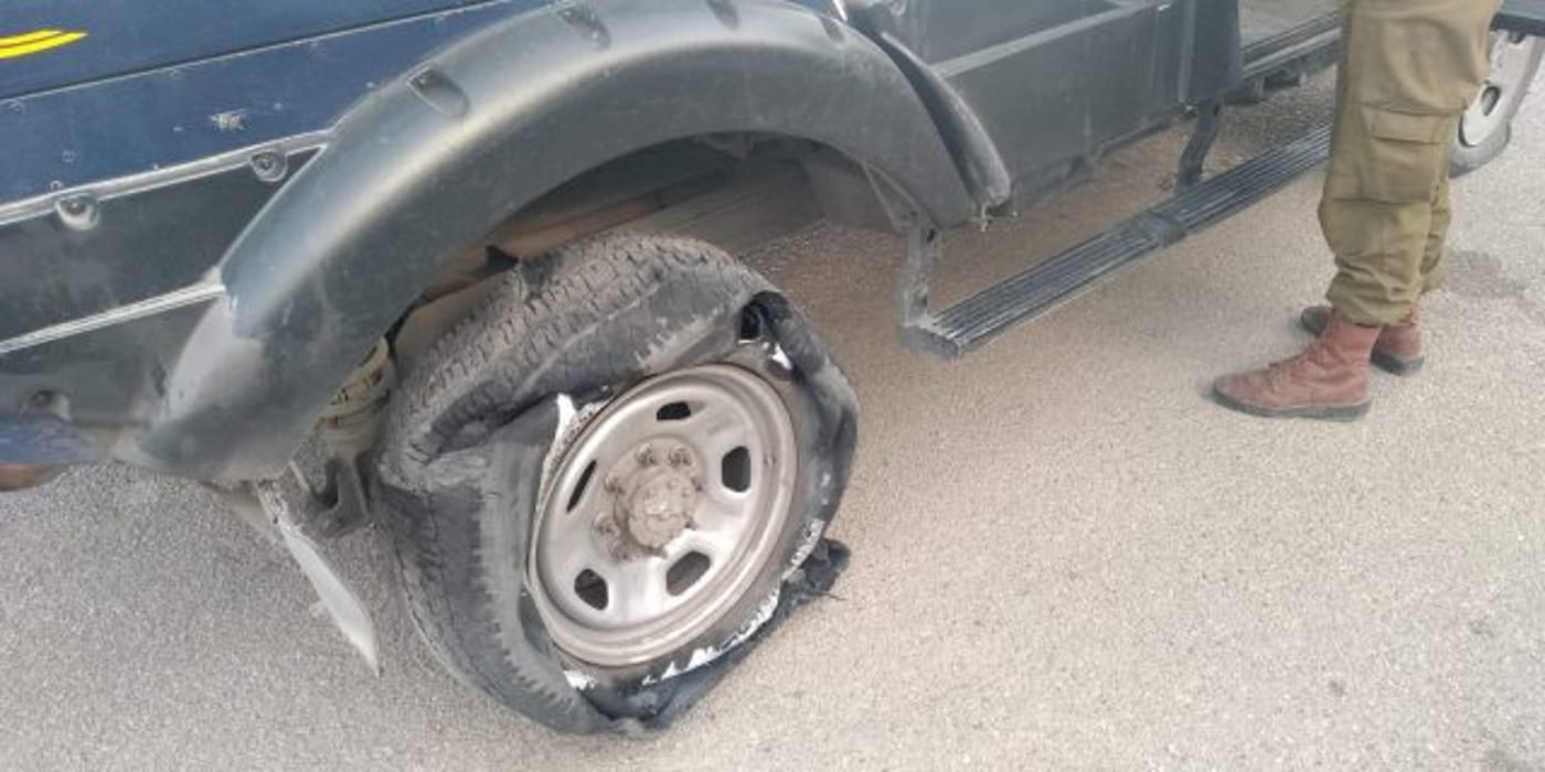 לאחר עימות קשה: רעולי פנים תקפו שוטרים ביצהר