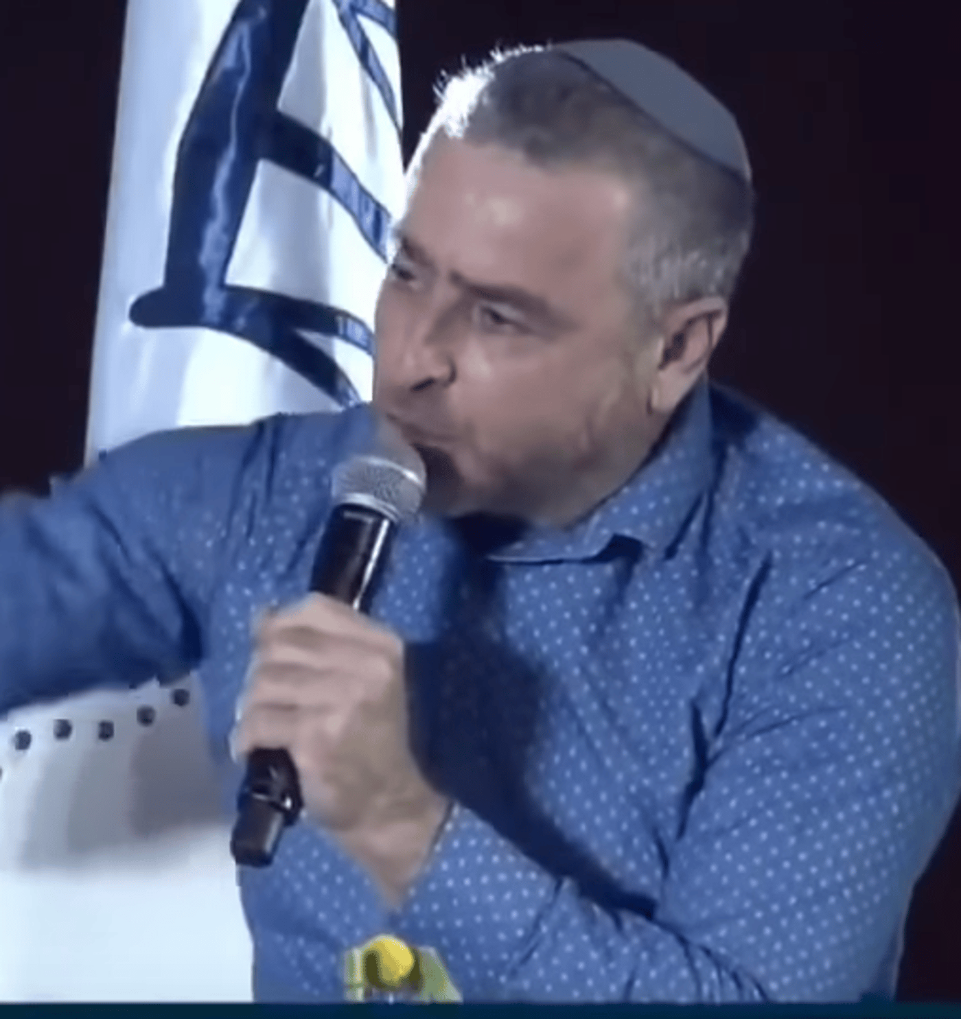 צפו: ריקלין מתפוצץ על פרקליט המדינה "שקרנים"