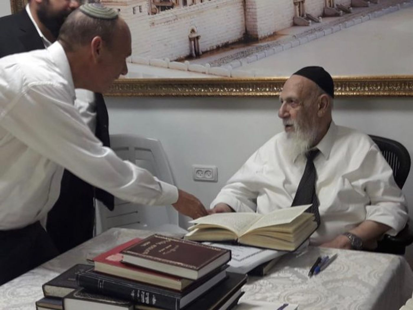 מבקר המדינה נפגש עם ראש מועצת חכמי התורה