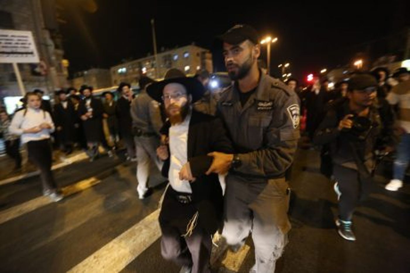 מחאה בירושלים: רחובות נחסמו, 4 מפגינים נעצרו