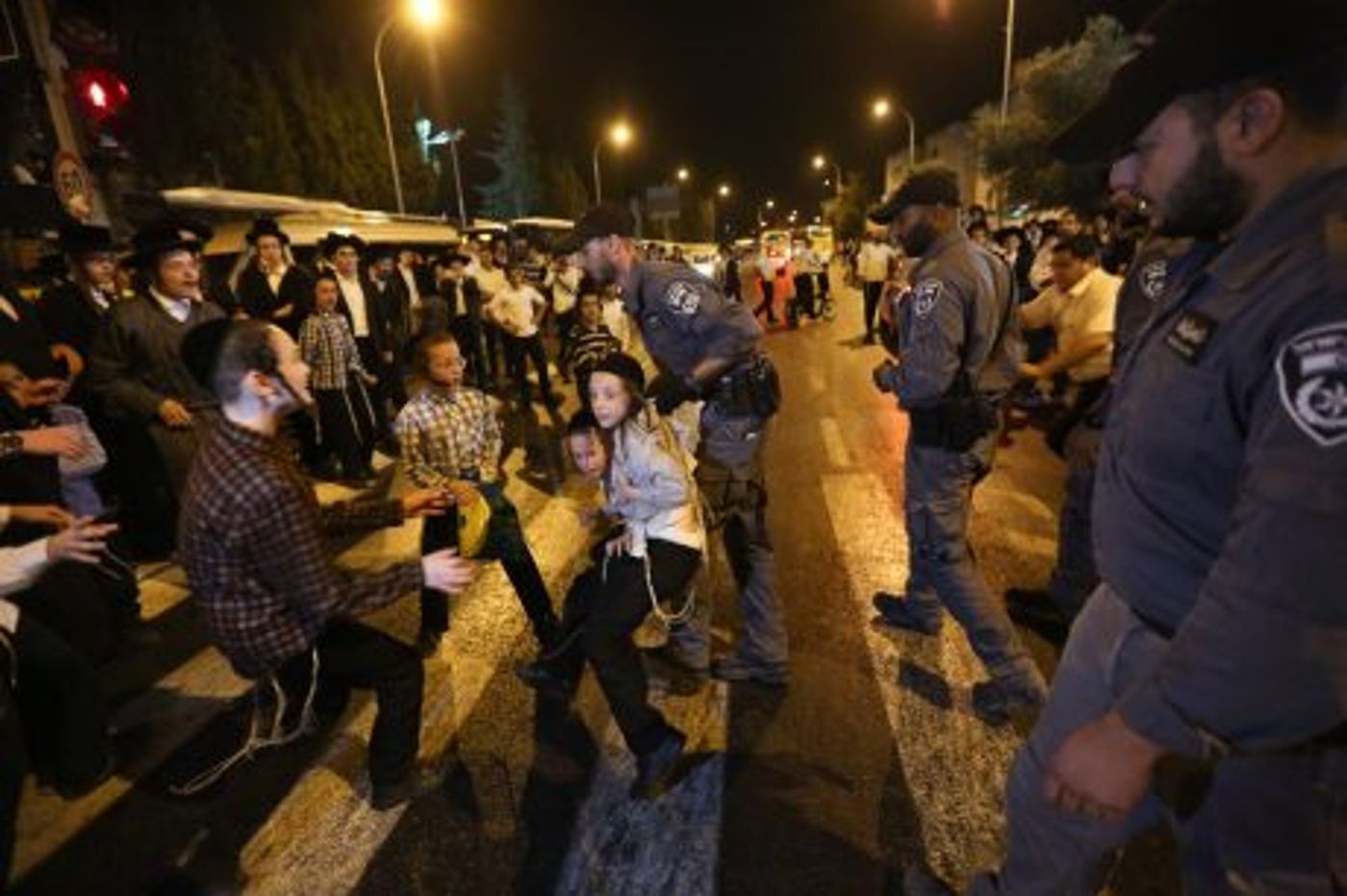 מחאה בירושלים: רחובות נחסמו, 4 מפגינים נעצרו