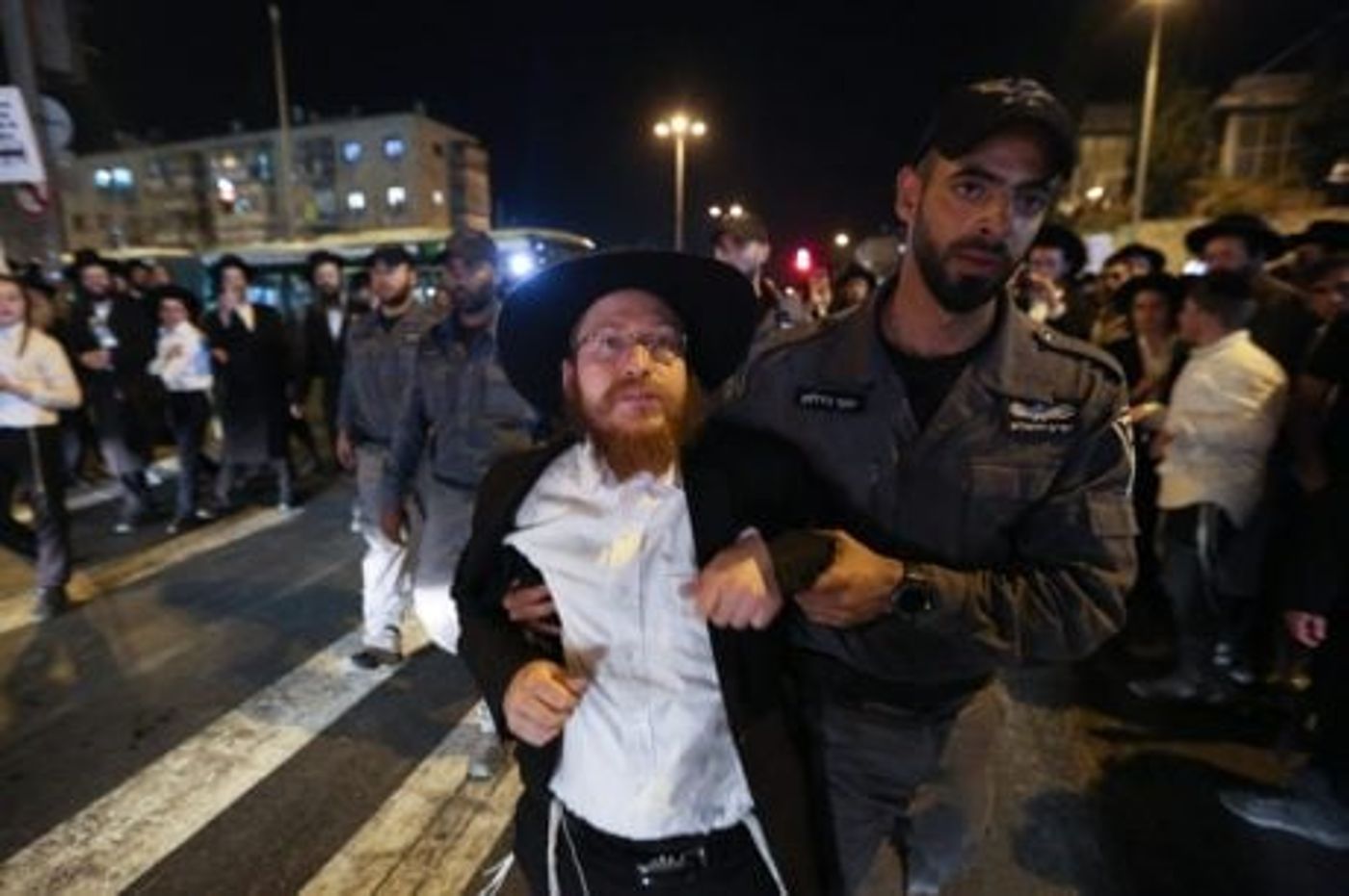 מחאה בירושלים: רחובות נחסמו, 4 מפגינים נעצרו