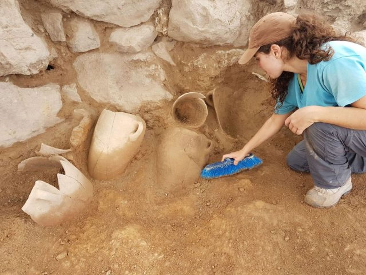כמו שכתוב בתנ"ך: נמצאה העיר צקלג אליה ברח דוד